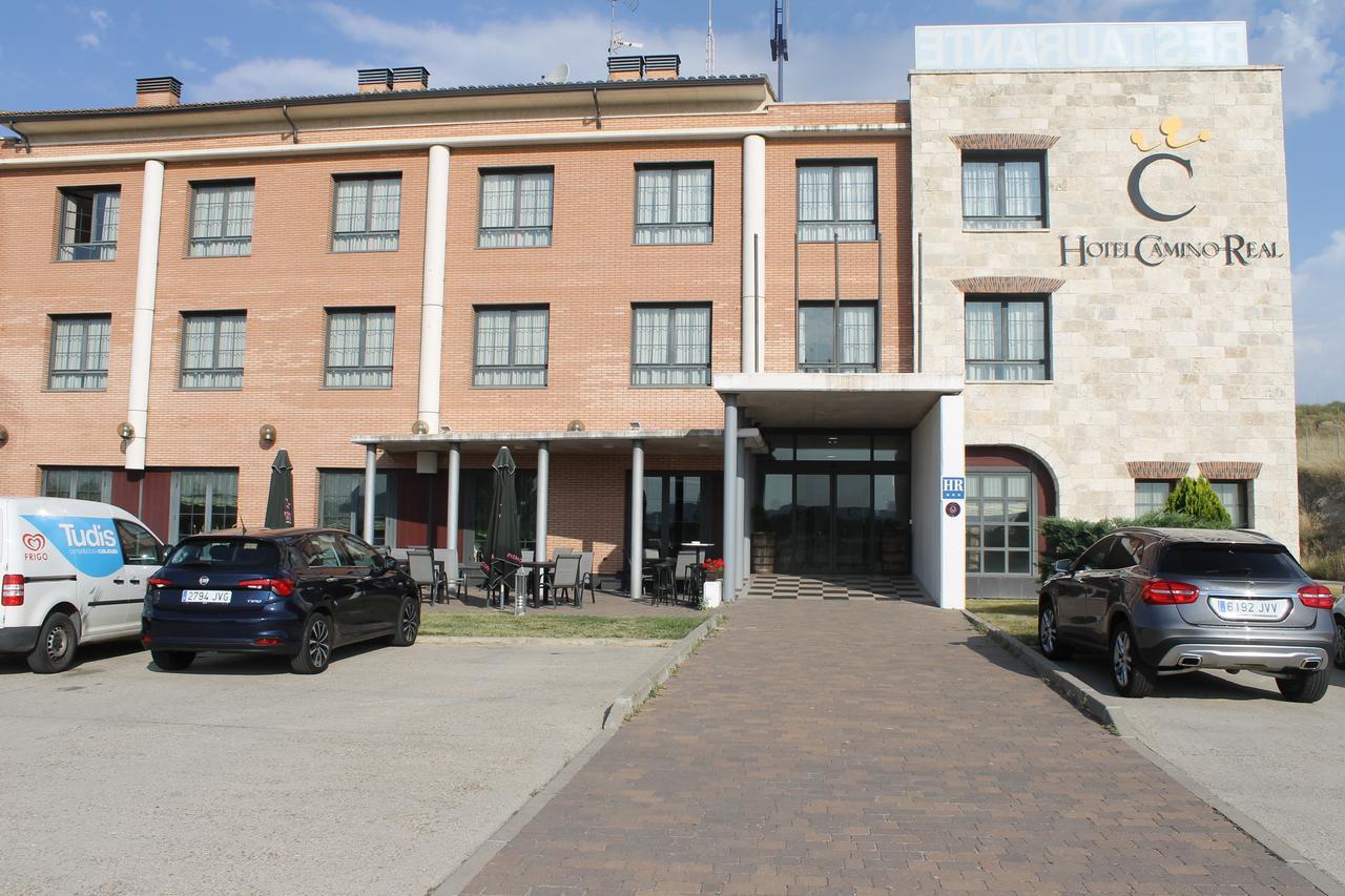Hotel Camino Real Dueñas Εξωτερικό φωτογραφία